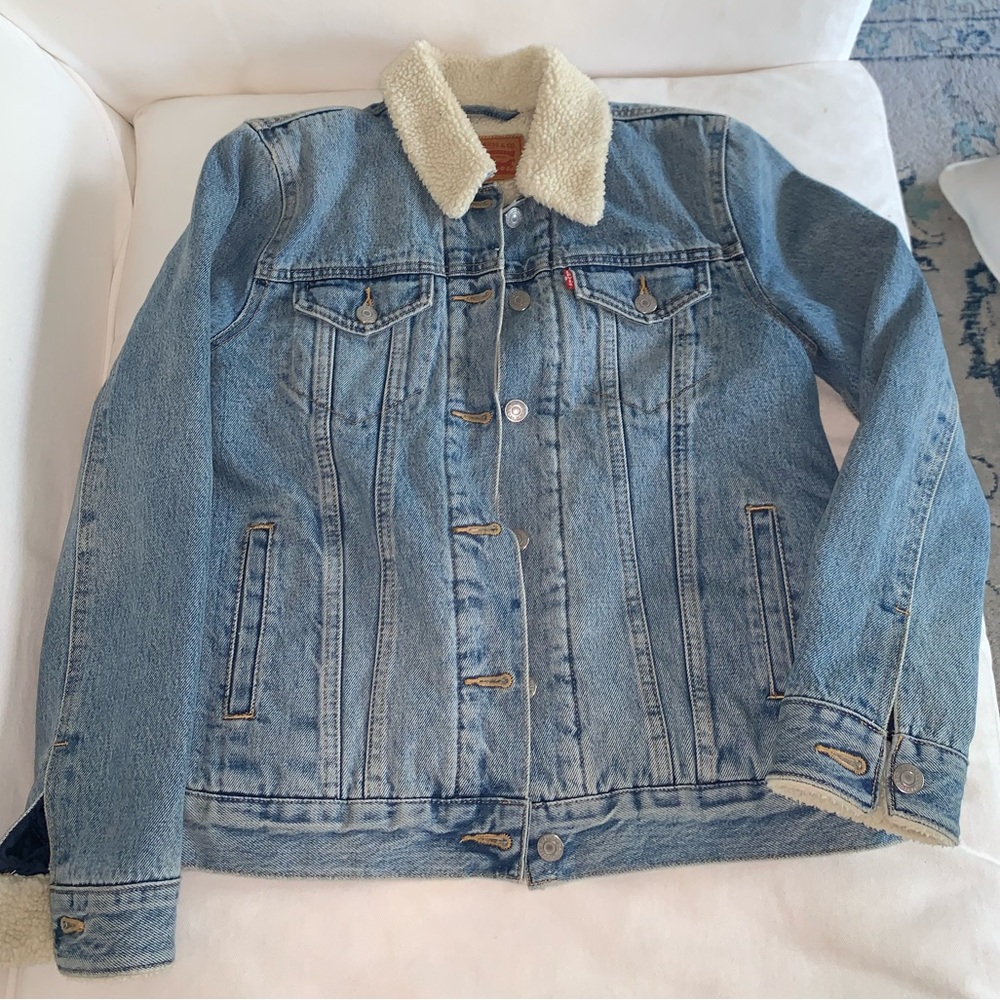 Levi Denim Sherpa Lined Trucker Jacket